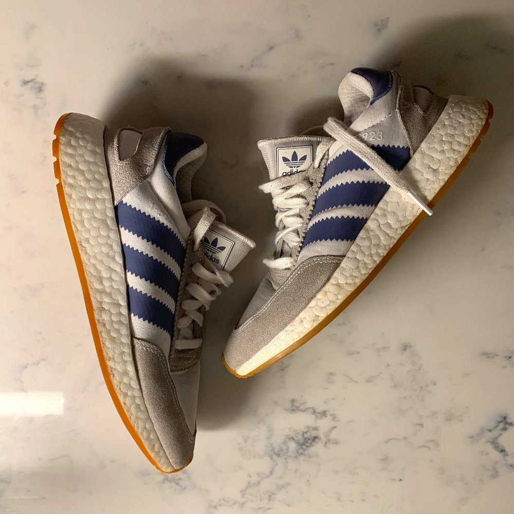 Adidas I-5923 Women's Sneakers - Indigo Gum - SZ 7.5 (6.5 on tag)